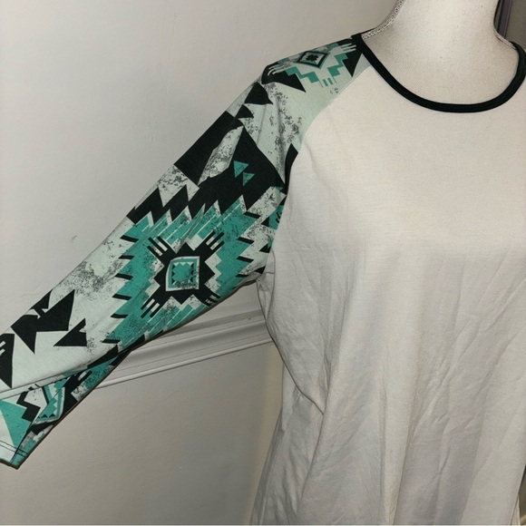 NWT Lularoe Randy Tee, sz L - Picture 2 of 5